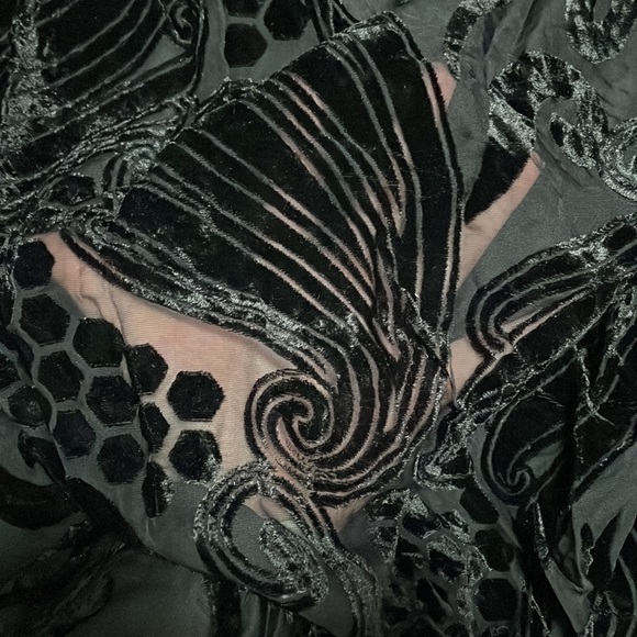 Only sheer lace sweater - Picture 3 of 4